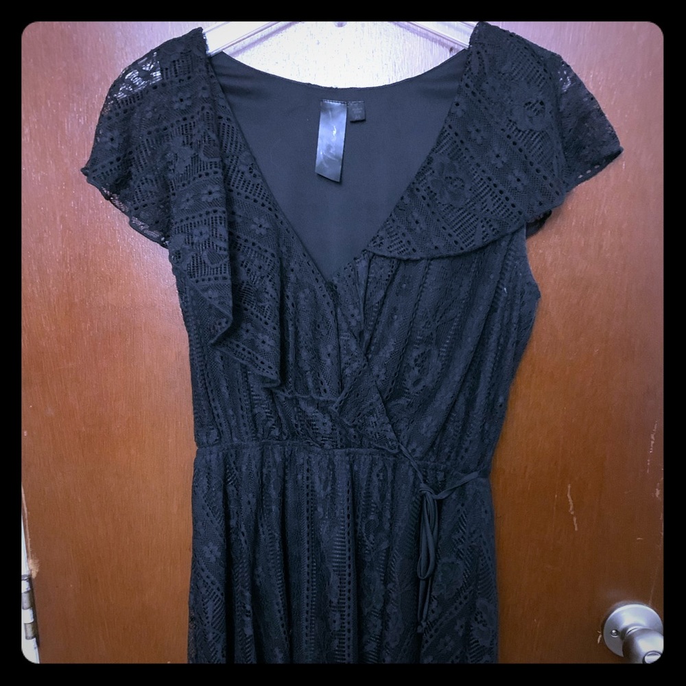 Black lace dress